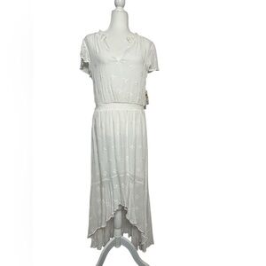 1. State White Pleated Maxi Sundress Mock Neck size medium